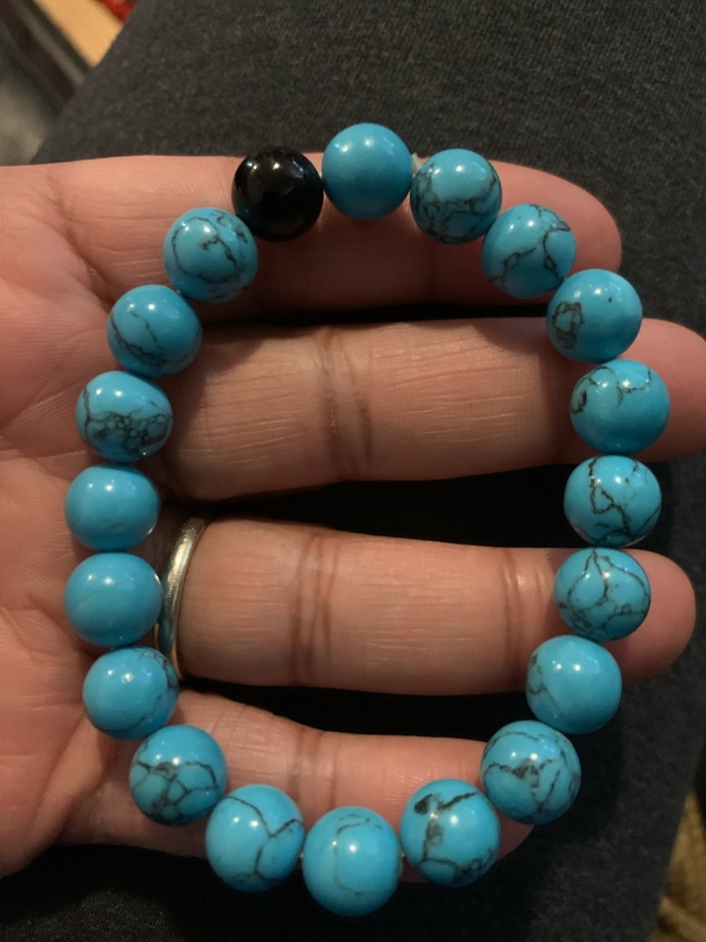 Turquoise Howlite Beaded Stretch Bracelet with Black Accent